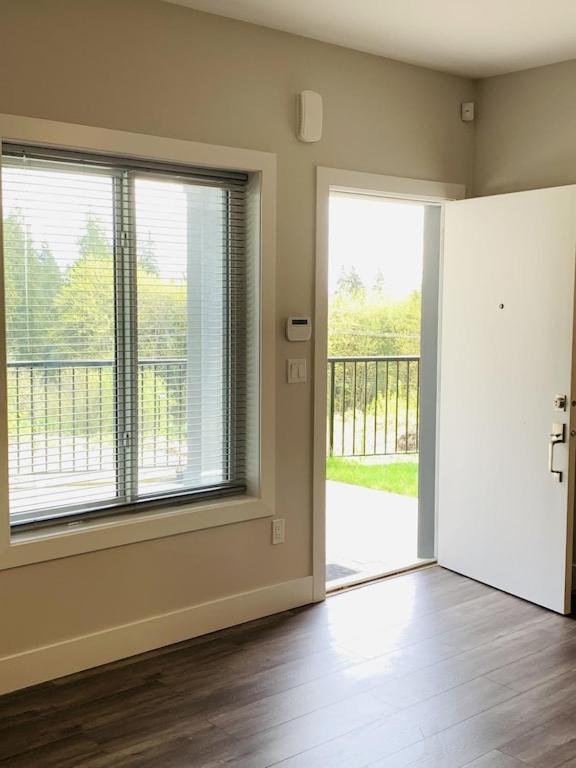 Baycrestone Coquitlam Exterior photo